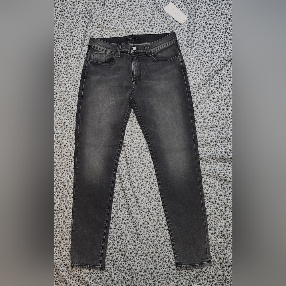 Fidelity Indie Mid-Rise Jeans